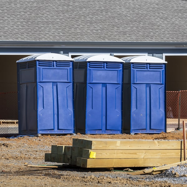 what is the maximum capacity for a single portable toilet in Fort Pierre SD